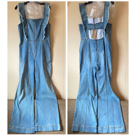 Alice + Olivia Gorgeous Wide Leg Open Back Denim Jeans Jumpsuit - Picture 6 of 16